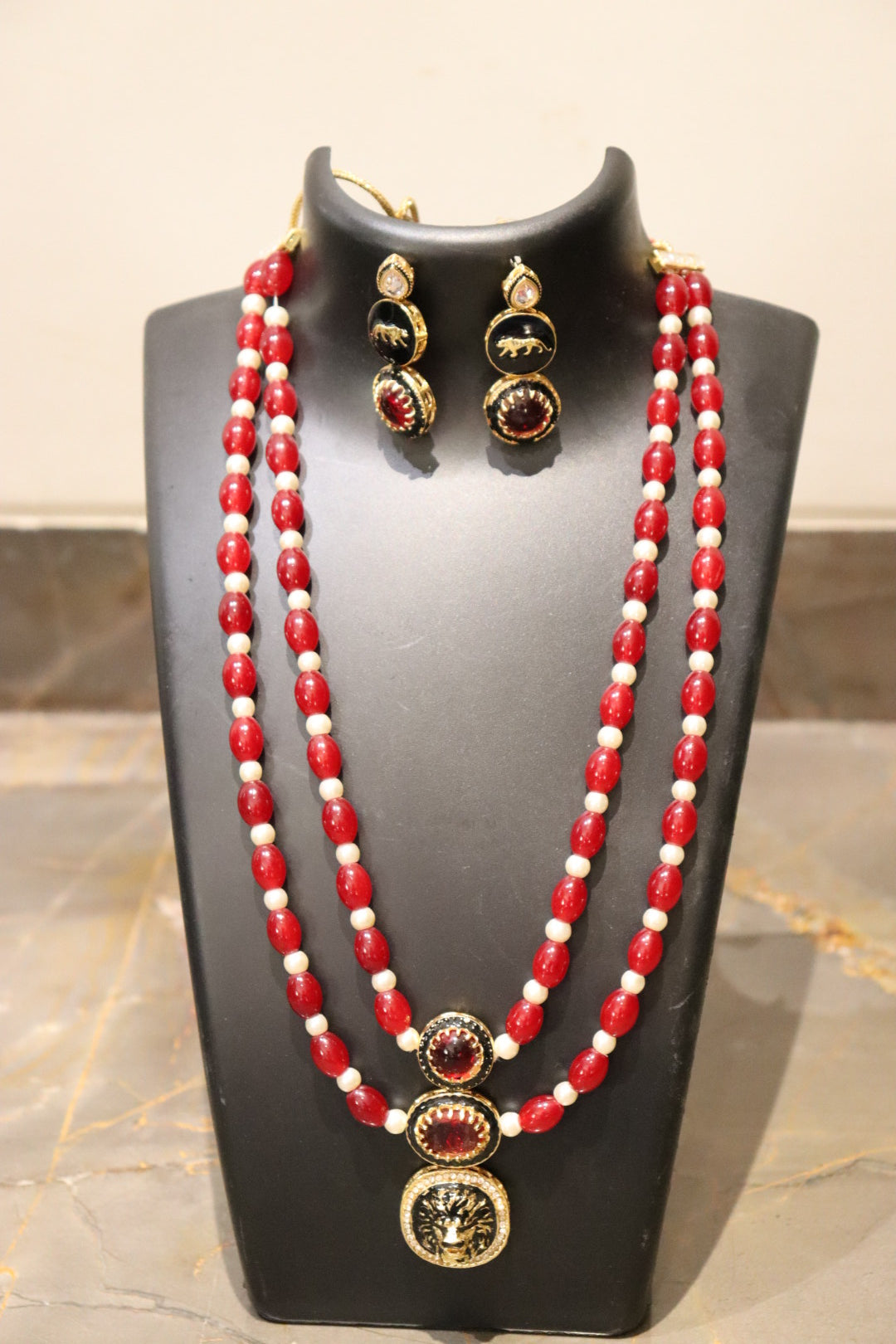 The Maharaja Royal Lion Coral & Black Enamel Mala Set